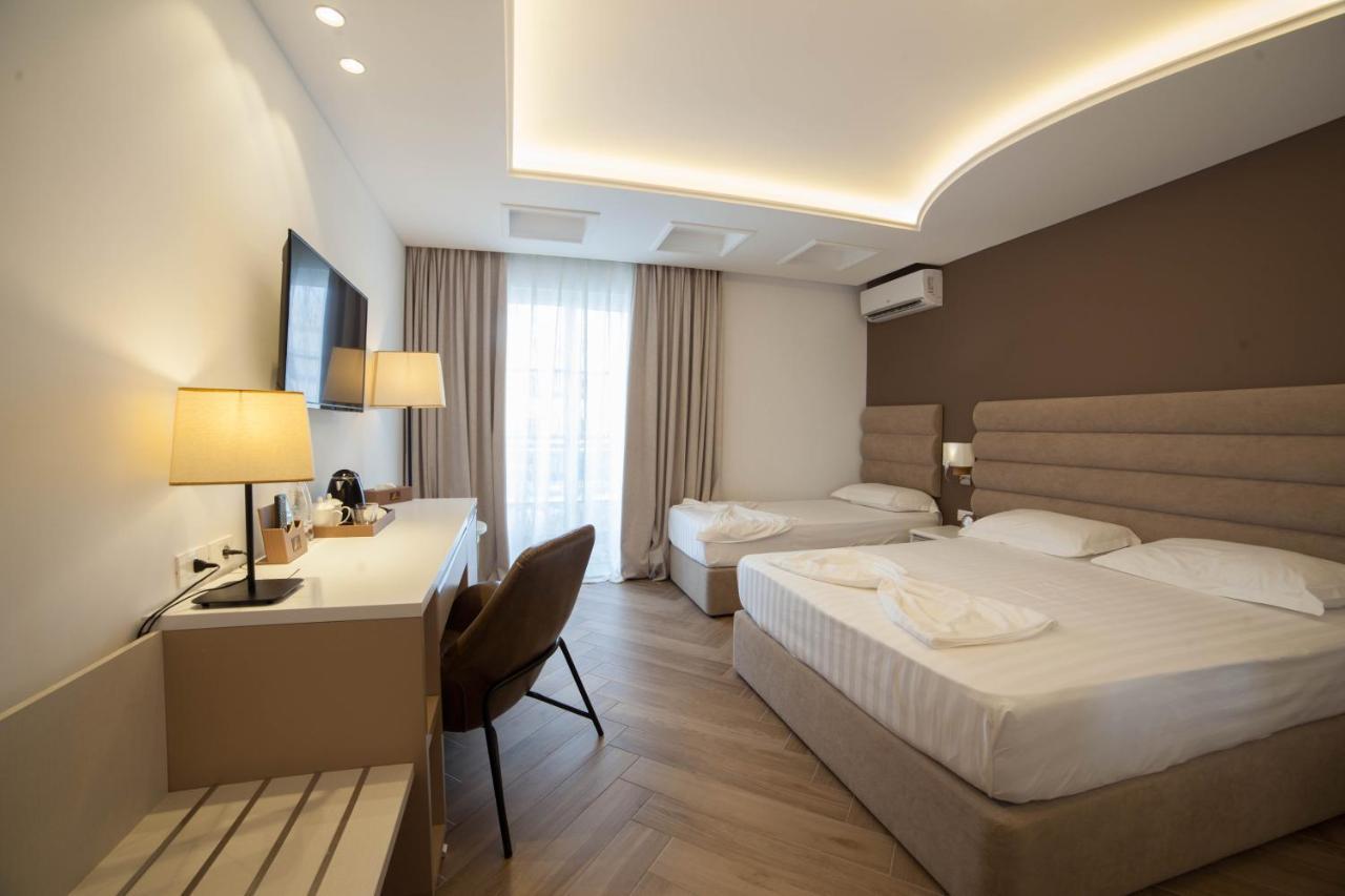 Grand Blue Fafa Resort & Spa Durres Exterior photo