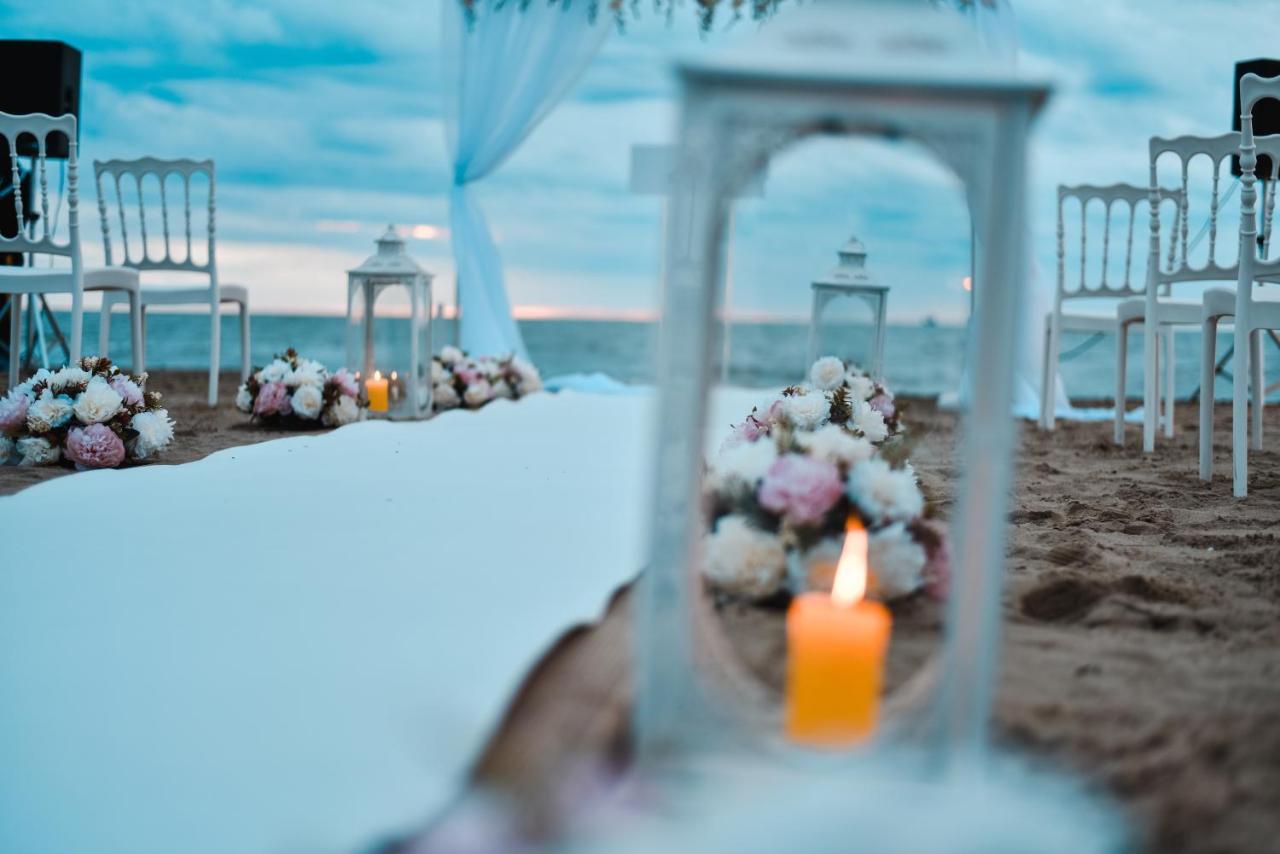 Grand Blue Fafa Resort & Spa Durres Exterior photo