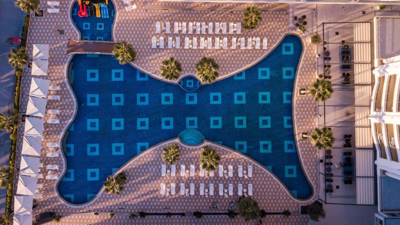 Grand Blue Fafa Resort & Spa Durres Exterior photo