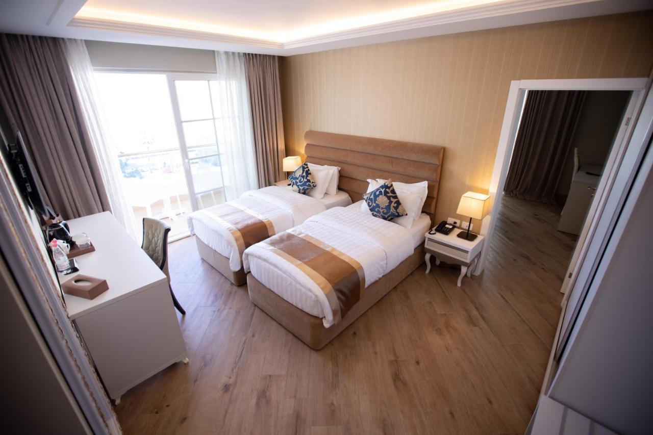 Grand Blue Fafa Resort & Spa Durres Exterior photo
